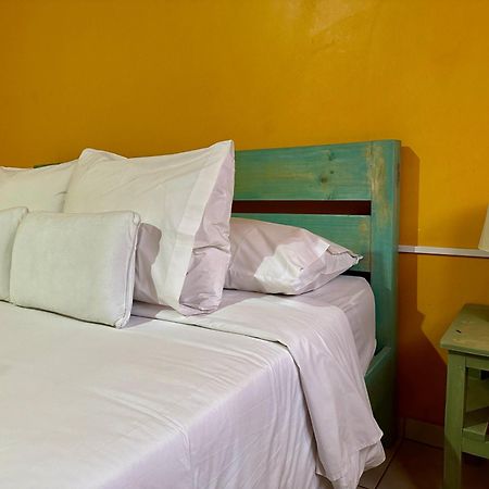Hostal Qachi Chentura 圣佩德罗·德·阿塔卡马 外观 照片